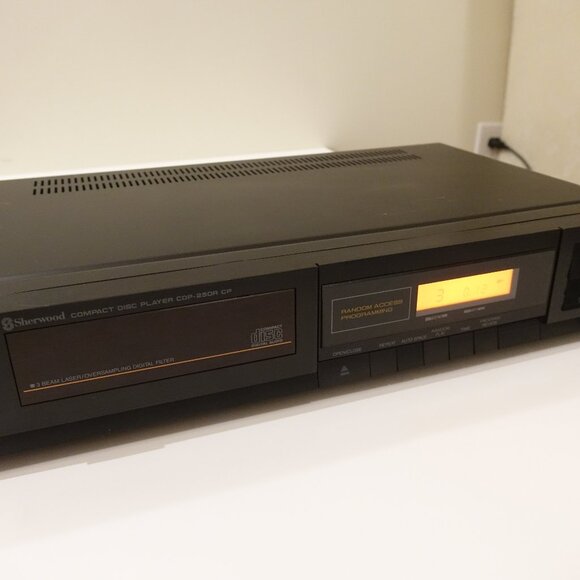 Sherwood CDP-250R CP Vintage Single Disc CD Player - Picture 3 of 16
